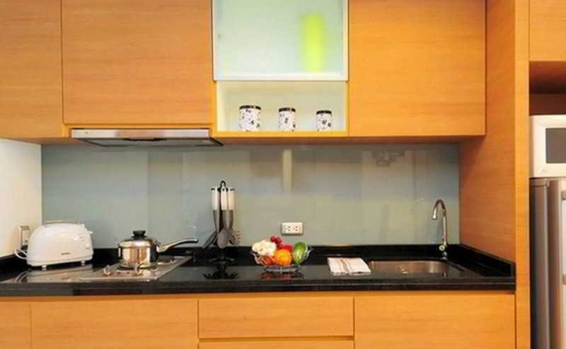 Olive Hotel & Residence Bangkok Sukhumvit 101 Exterior photo